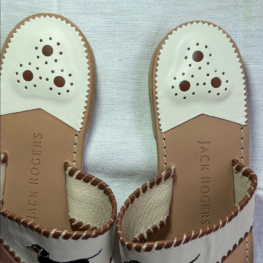 NWOT! Jack Rogers Embroidered Dachshund Sandals in Cream and Tan - Picture 3 of 6
